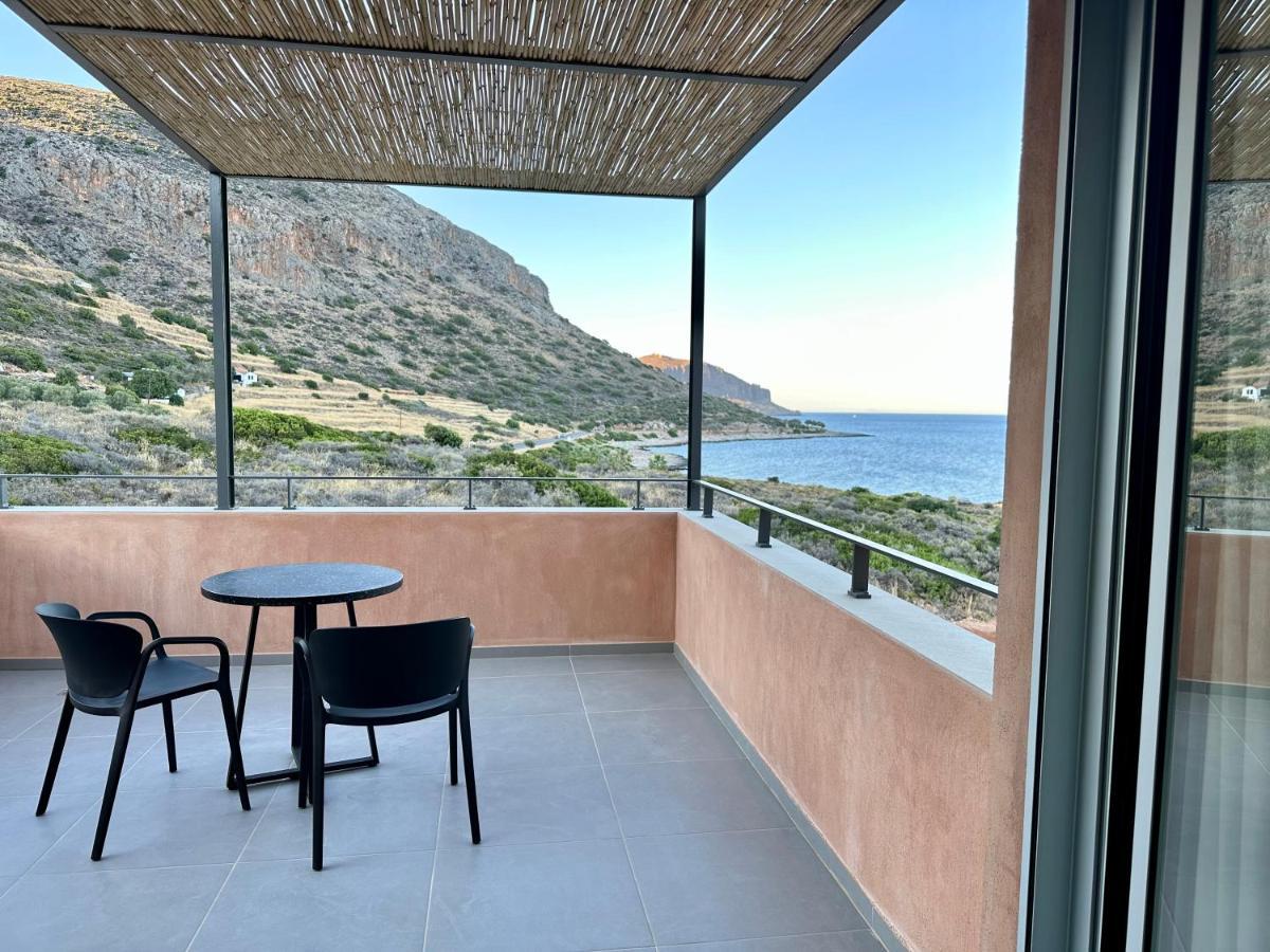 Pasithea Suites Монемвазия Экстерьер фото