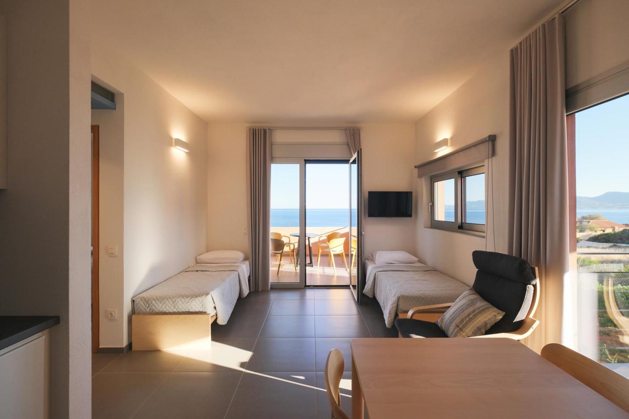 Pasithea Suites Монемвазия Экстерьер фото