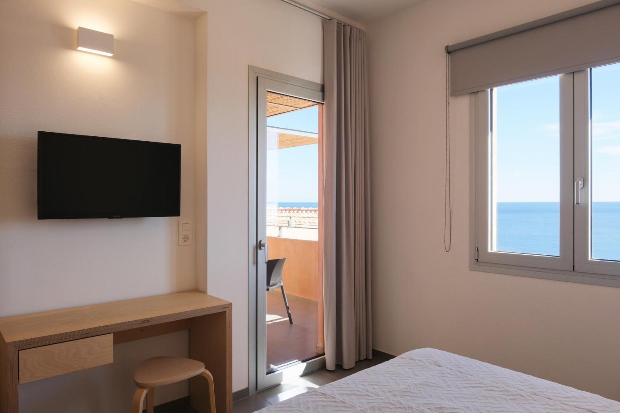 Pasithea Suites Монемвазия Экстерьер фото