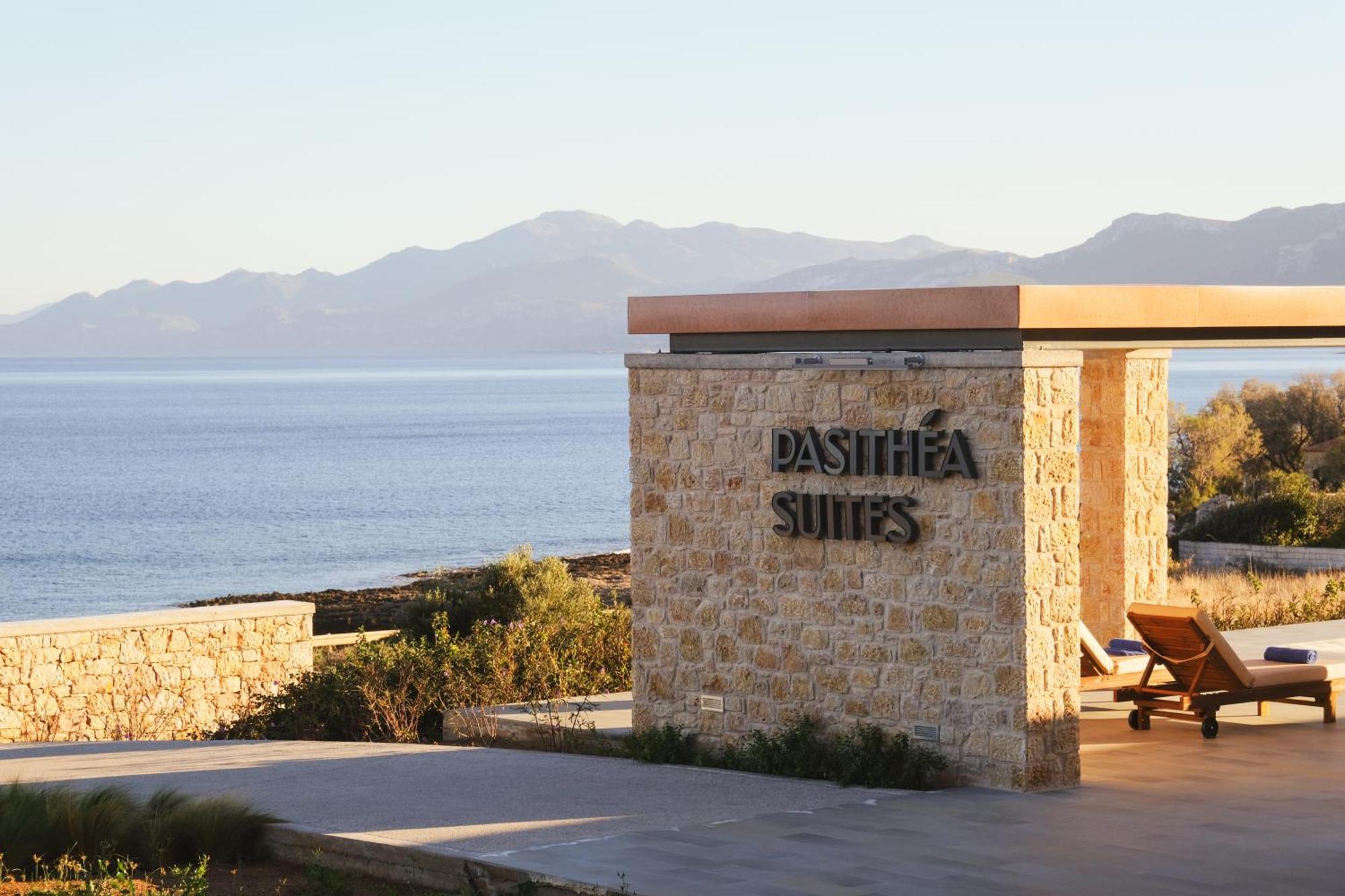 Pasithea Suites Монемвазия Экстерьер фото