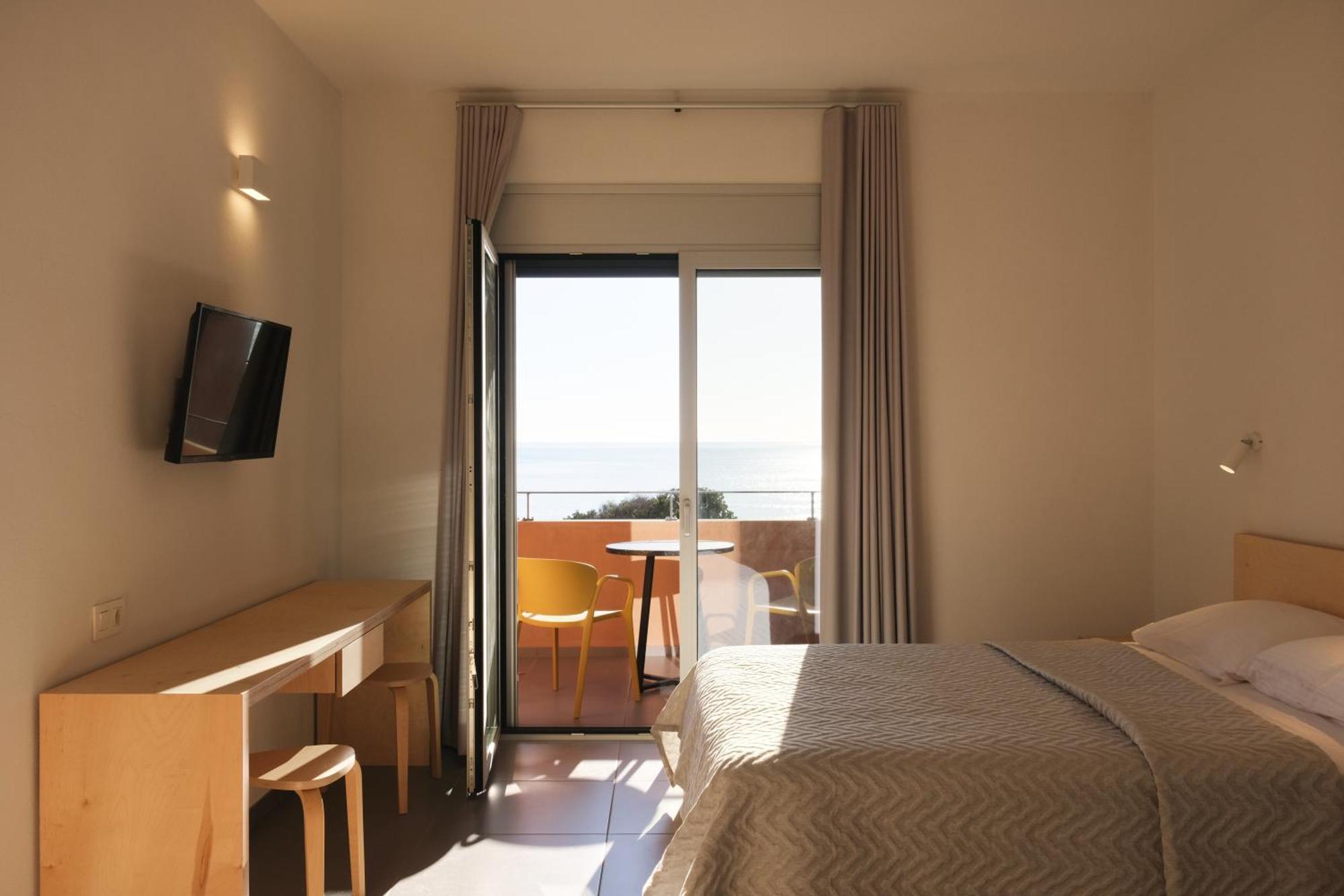 Pasithea Suites Монемвазия Экстерьер фото